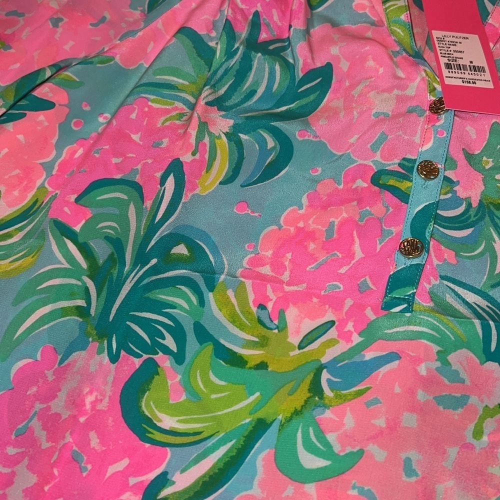 Lilly Pulitzer ELSA 100% Silk Top Pineapple Shake size Medium NWT - Picture 3 of 8